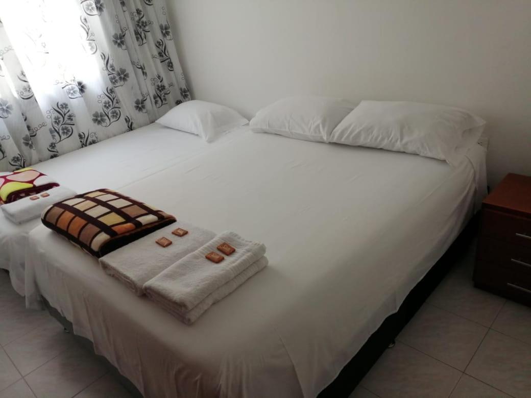 Hostal Dante San Gil Eksteriør billede