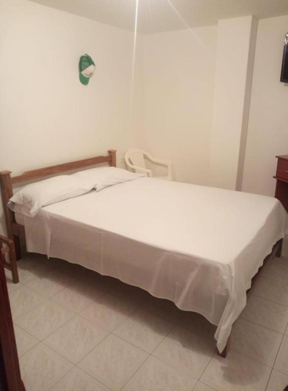 Hostal Dante San Gil Eksteriør billede